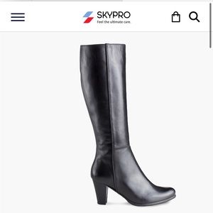 SKYPRO flight attendant boots 9/40